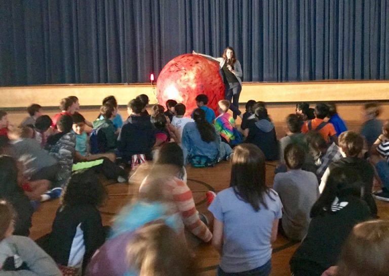 b Bridge Middle Big Canyon Balloon & Orbit Earth Expo